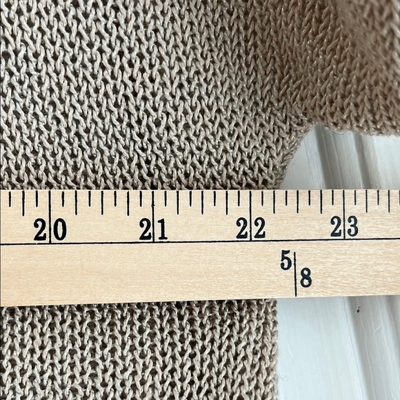 Croft & Barrow Tan Open Curved Front Loose Knit Sweater with Ribbed Trim M - Picture 10 of 10